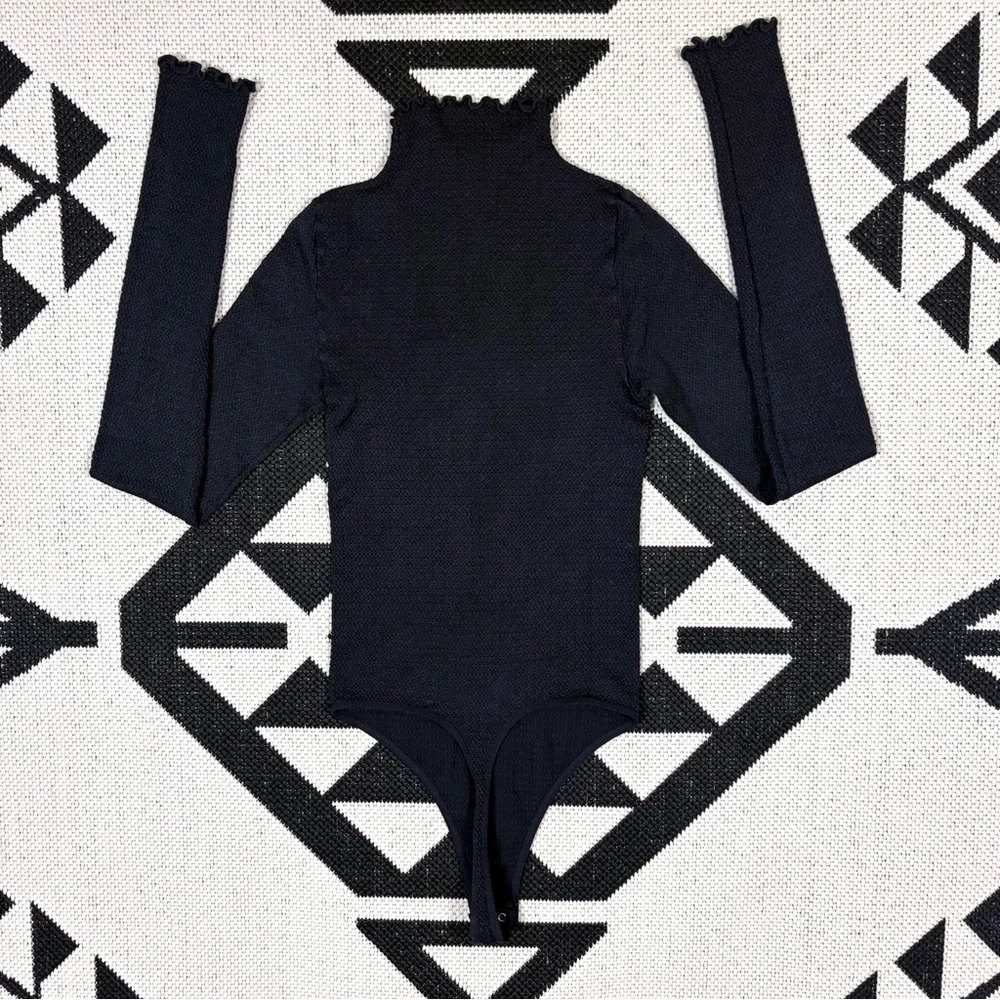 Bundle of Intimately Free People Mock Neck Long Sleeve Top & Bodysuit XS/S